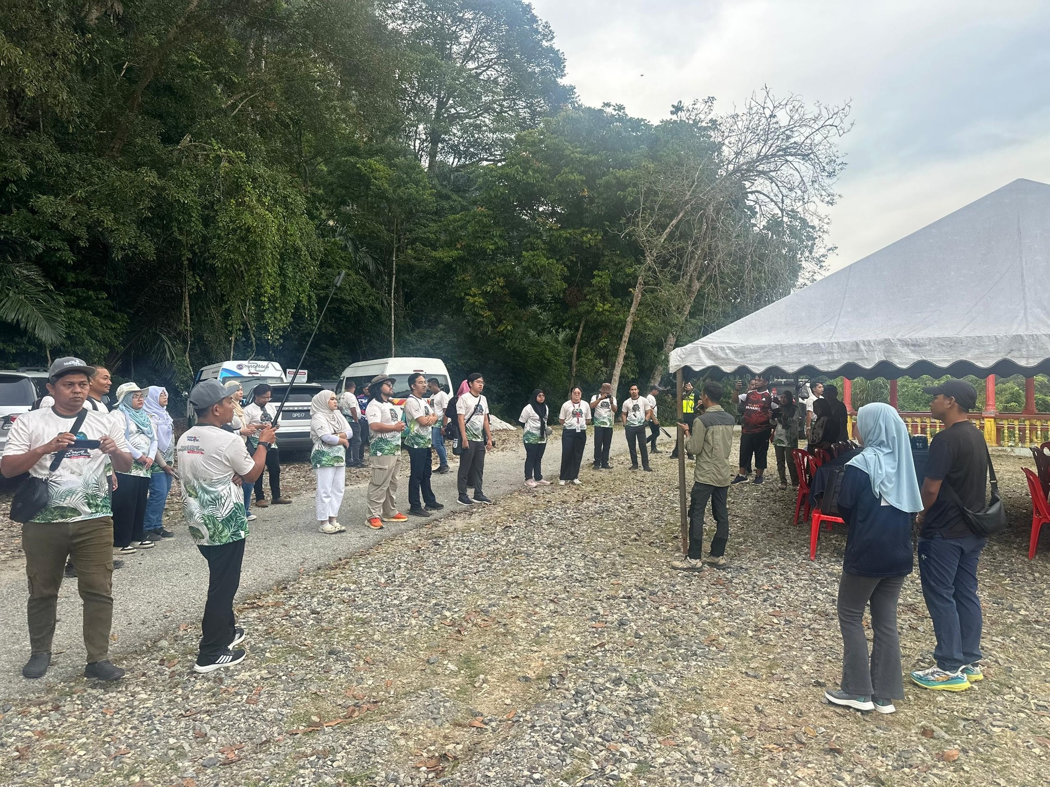 Guided group hiking tour at Gua Bama - perfect for beginners and families